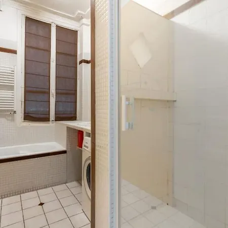8 Couchages - Boulevard Pereire Paris